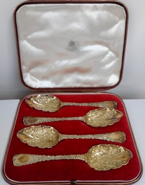Victorian Repoussé Gilt Sterling Silver Boxed Set of 4 Serving Spoons from 1842